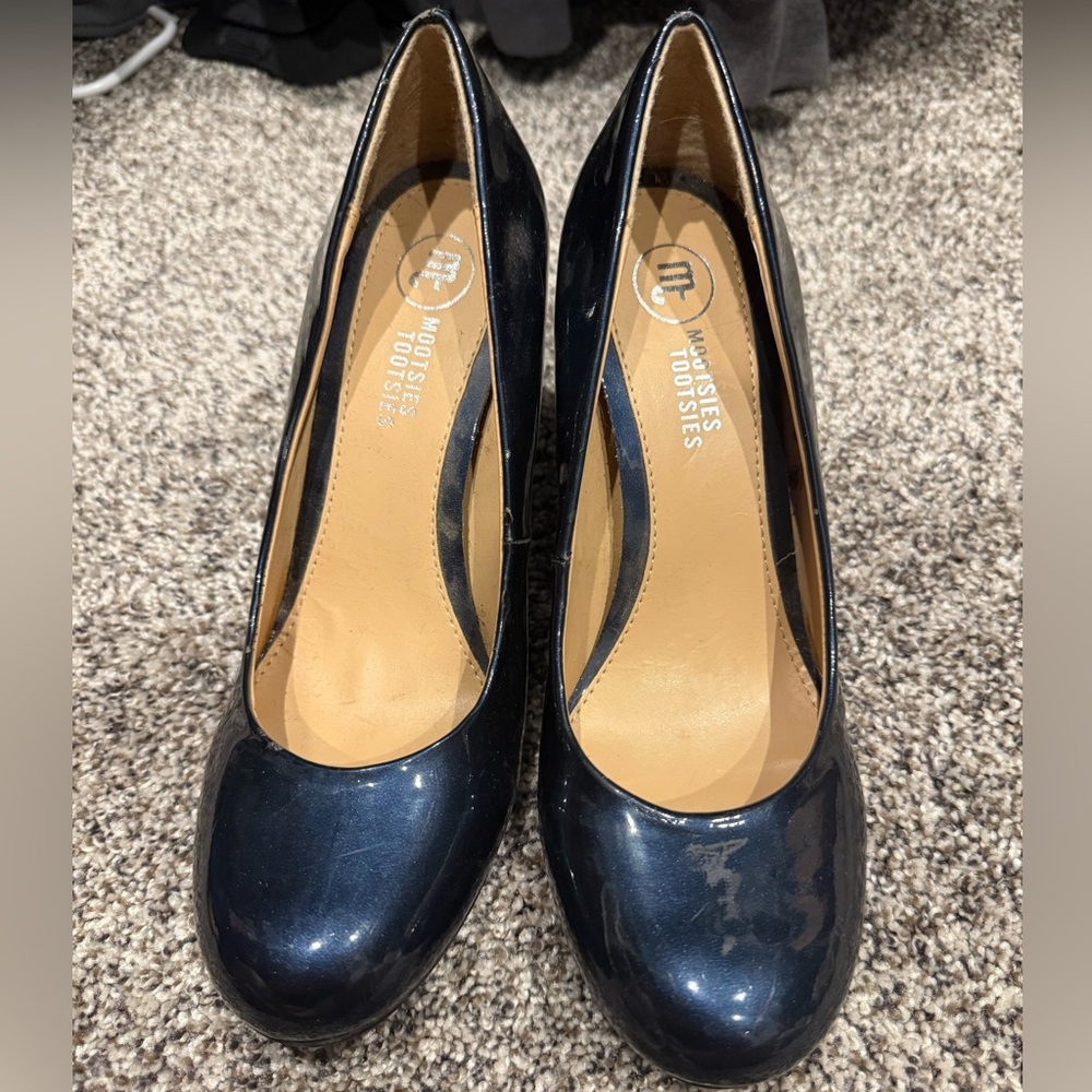 Mootsies Tootsies Classic Dark/Navy Blue Heels